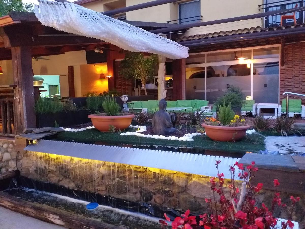 Hostal Sant Marcal Amer Экстерьер фото